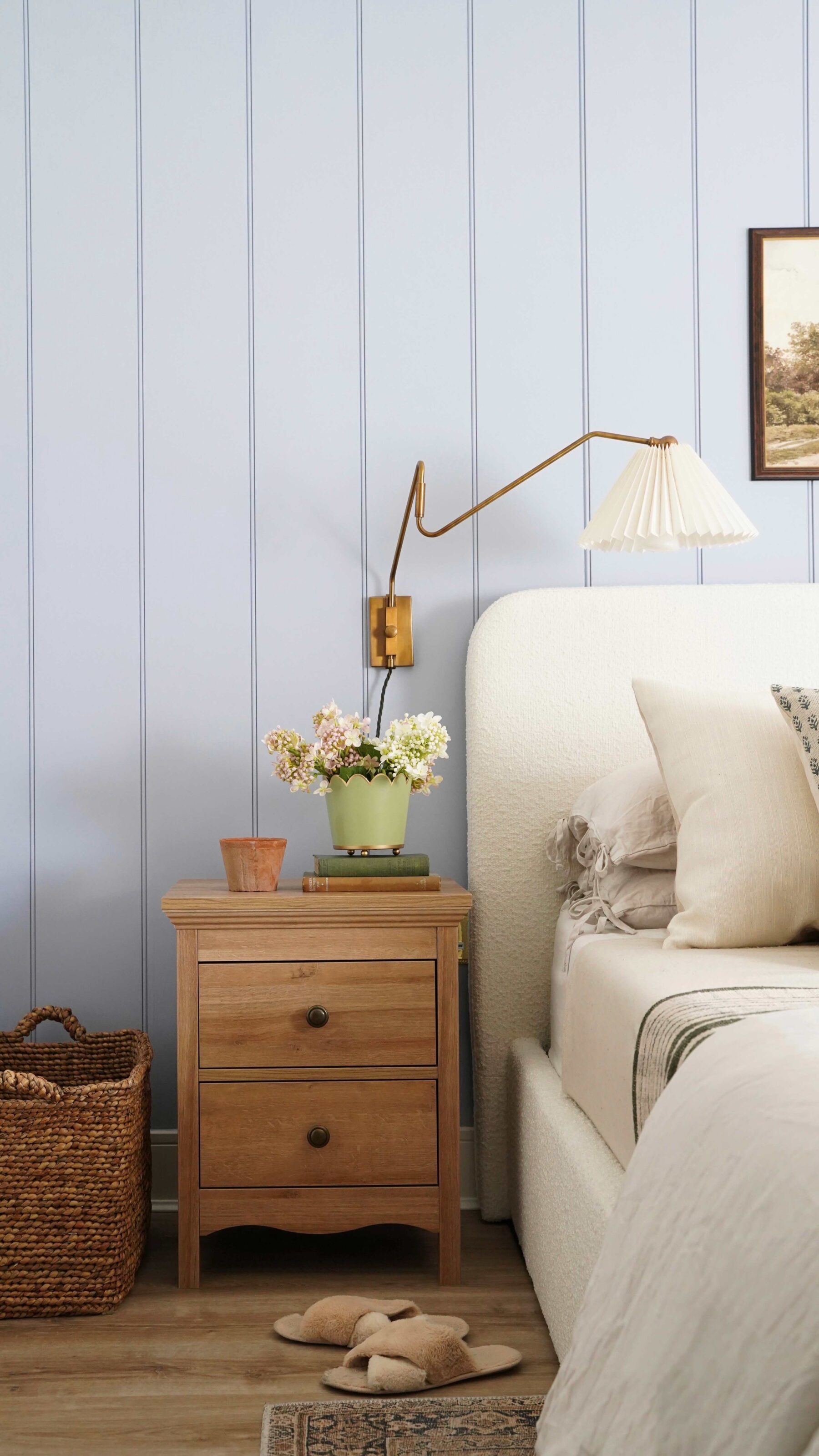 Pastel Blue CHALK PAINT® | Louis Blue | Annie Sloan