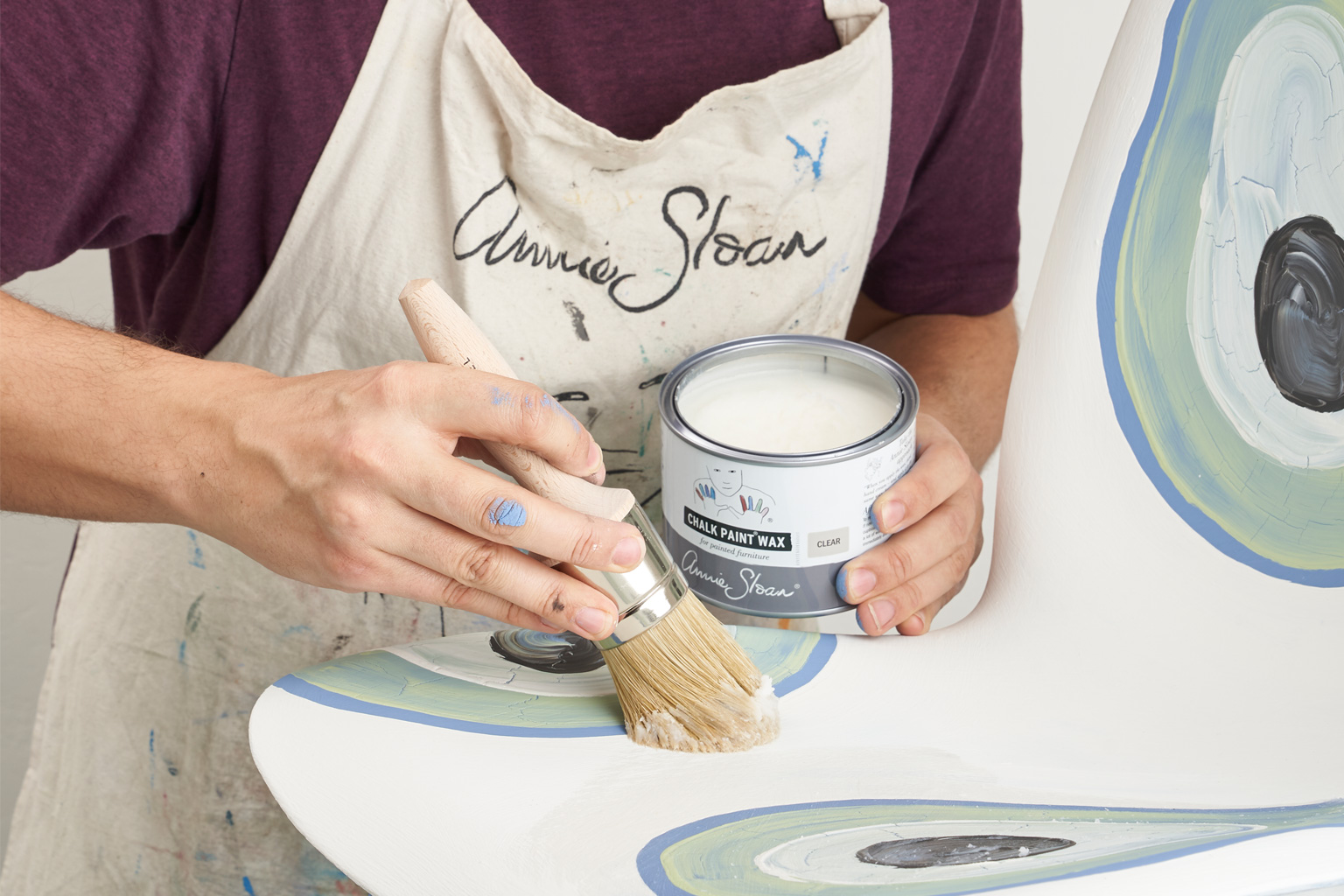 5 Tips for Using Wax on Chalk Paint {Video Series}
